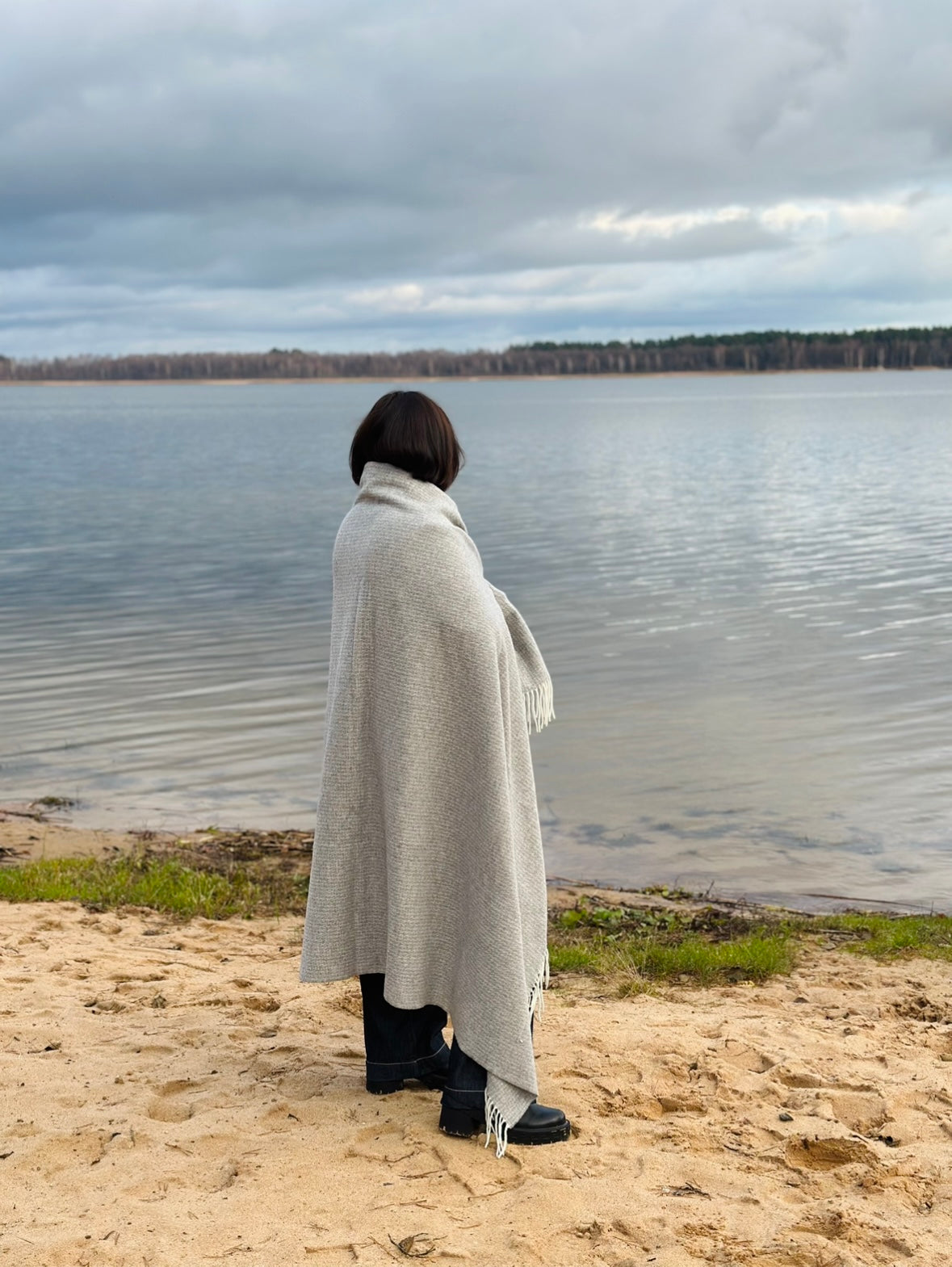 Blanket made of cashmere and wool