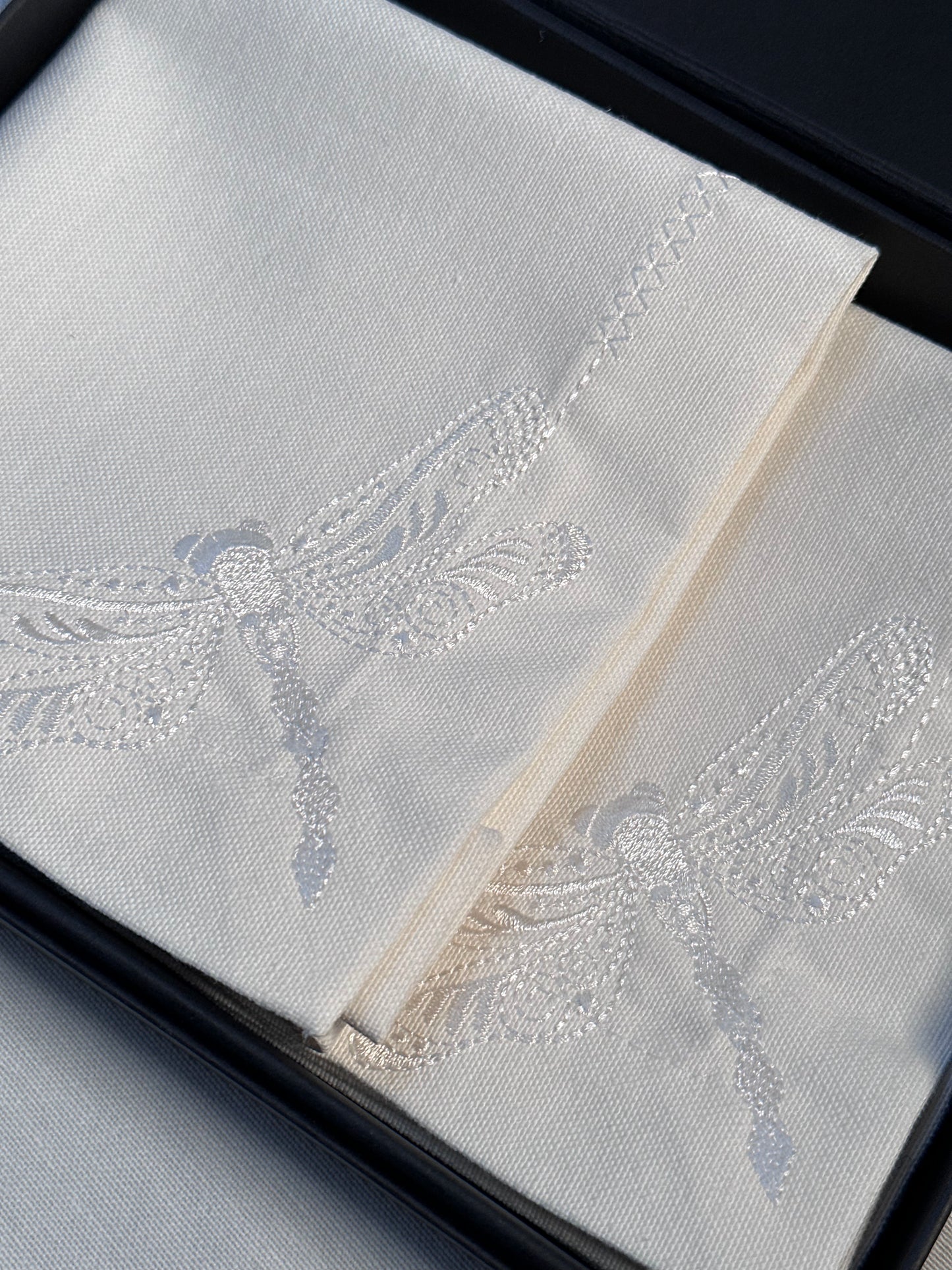 Linen napkins "White dragonfly"