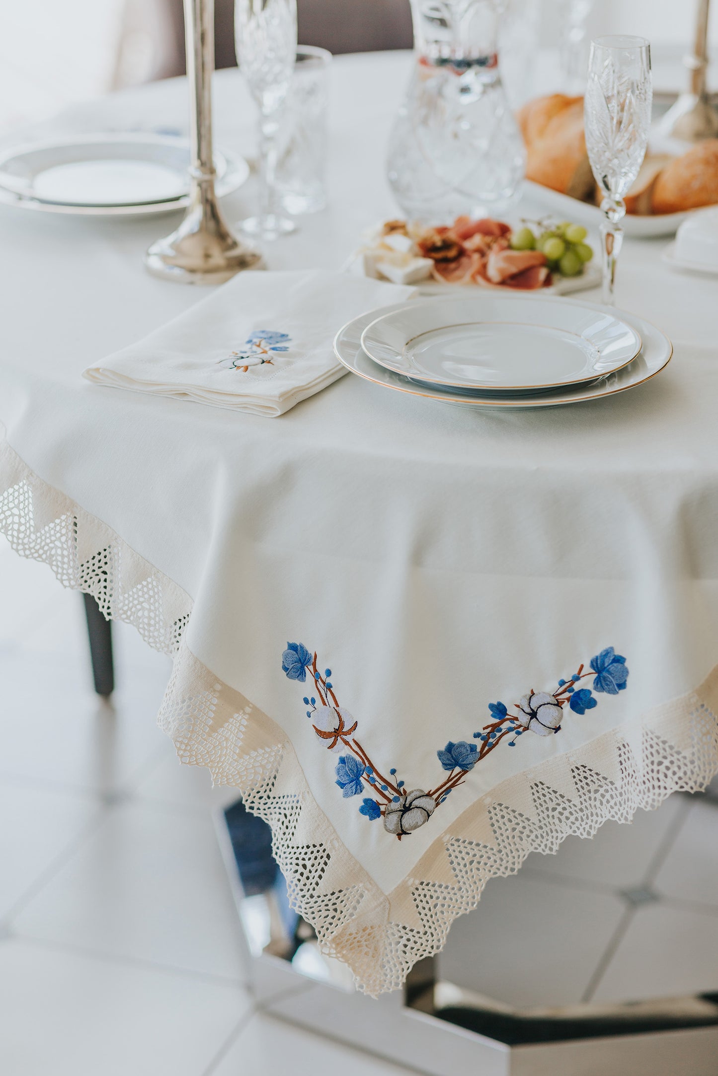 Tablectloth “Cotton”